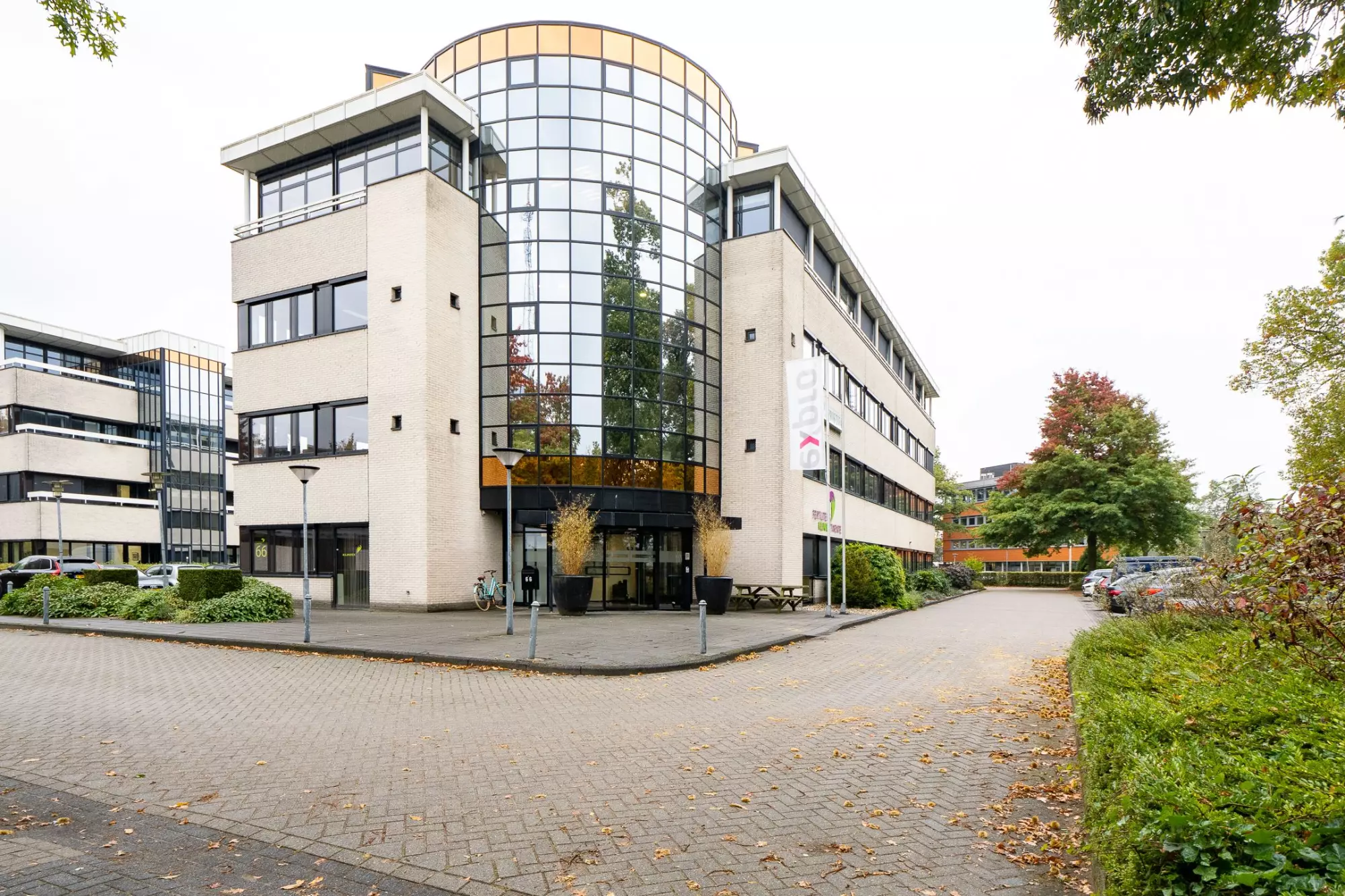 Vastgoedbeheer in Hengelo uitbesteden? Twents Vast is dé partner voor vastgoedbeleggers die professioneel en zorgeloos beheer zoeken in Hengelo en omgeving.